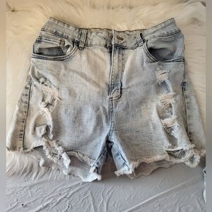 Refuge Light Blue Distressed Jean Shorts, Size 9 (30)